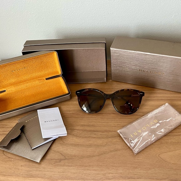 Bulgari Brown Tortoise Sunglasses: 8235 504/T5 main image 7